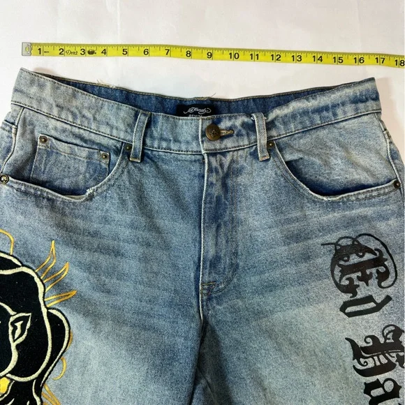 Ed Hardy Graphic Blue Jean Shorts for Men - Picture 5 of 8